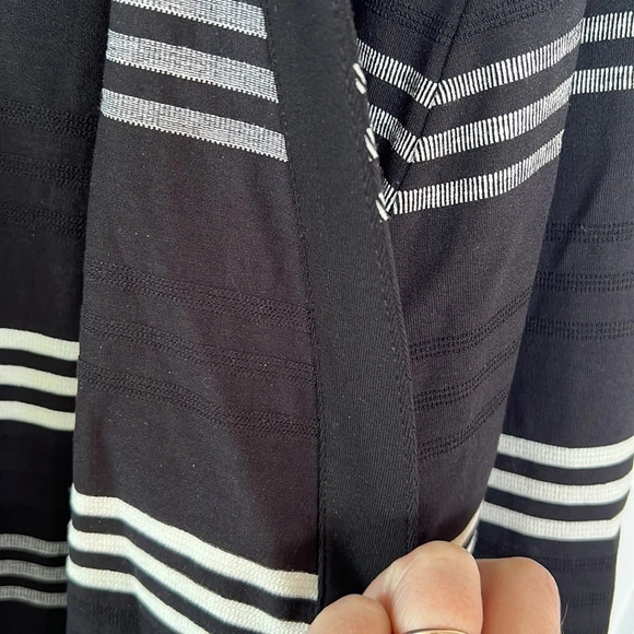 J Jill - xl, black/white stripe jacket - Picture 6 of 8